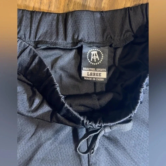💥NWT Barstool Sports Men’s Basketball Drawstring Black Running Shorts LG - Picture 5 of 6